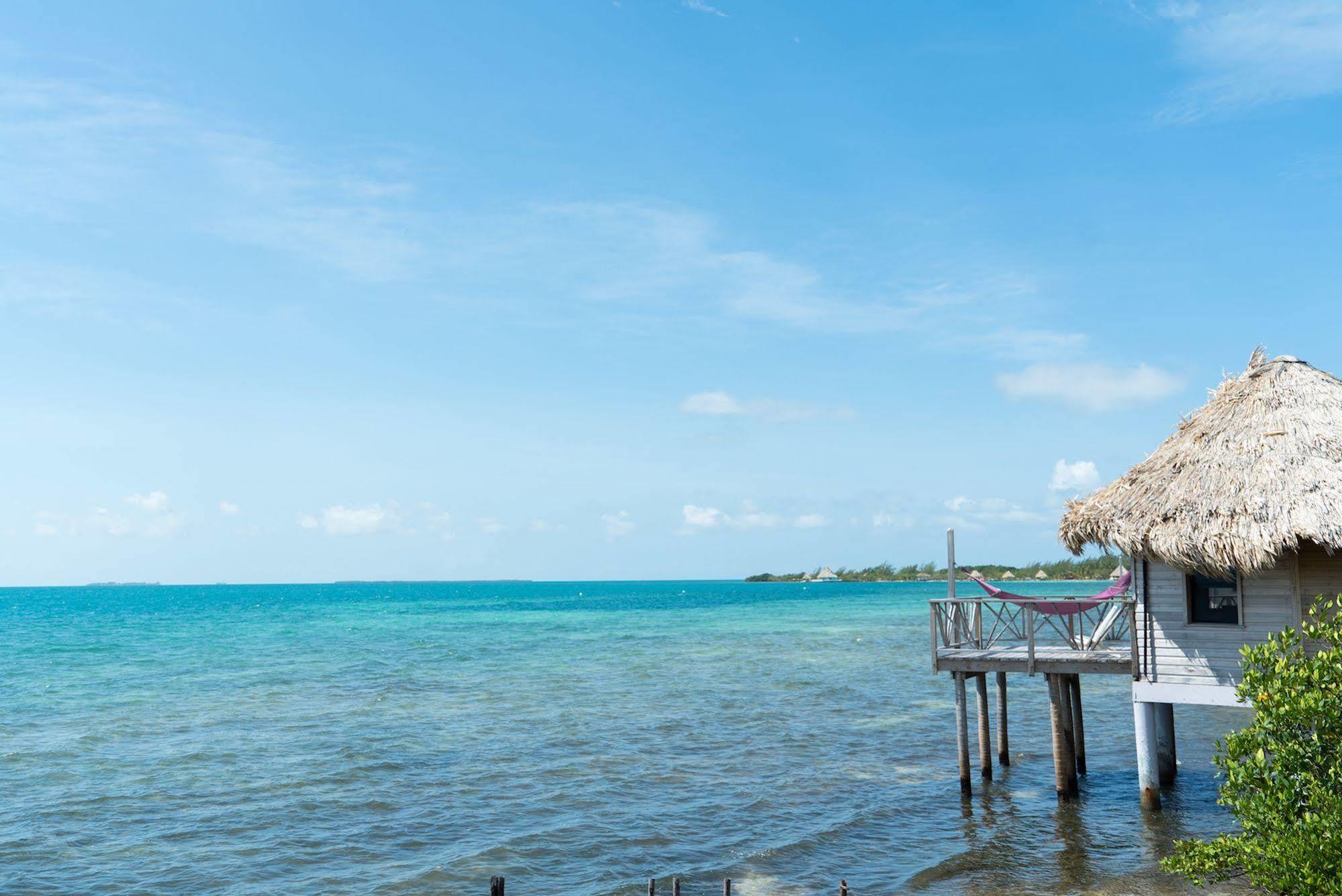 Thatch Caye Resort A Muy'Ono Resort Hopkins Exterior foto
