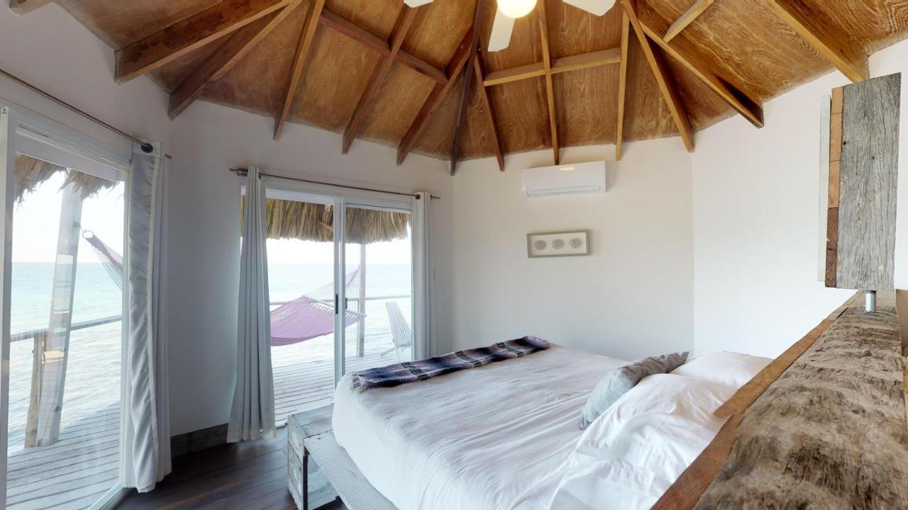 Thatch Caye Resort A Muy'Ono Resort Hopkins Exterior foto